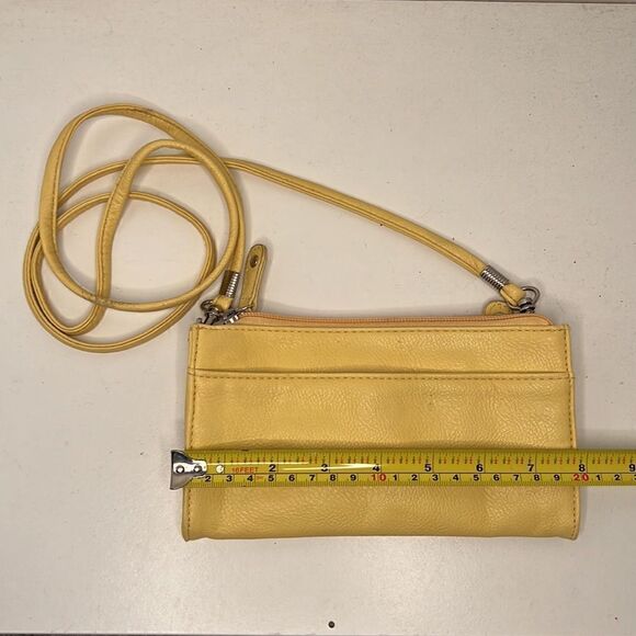 Follow Me Handbag - Picture 8 of 9